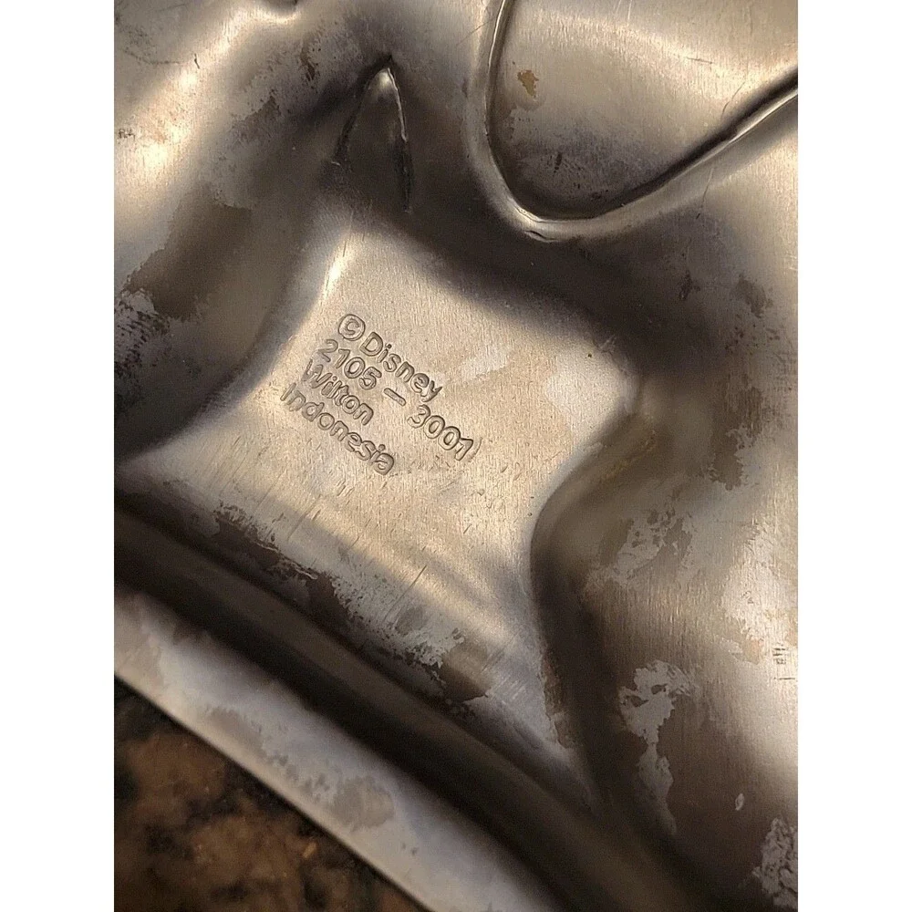 2 Wilton Tigger & Winnie The Pooh Cake Pans Disney Full Size 2105-3001 505-401